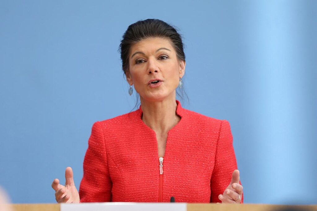 Wagenknecht: Flüchtlingen ohne Schutzstatus Sozialleistungen kürzen