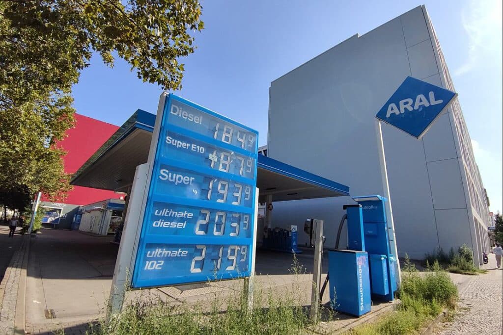 BP kritisiert geplante Ladesäulen-Pflicht an Tankstellen