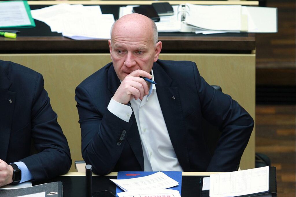 Berlins Regierender pocht auf Reform der Schuldenbremse
