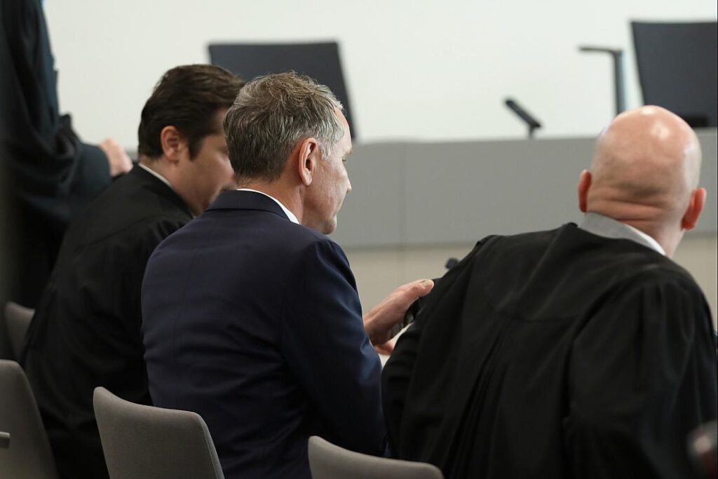 Bosbach zweifelt an Schaden für Höcke durch Prozess um NS-Parole