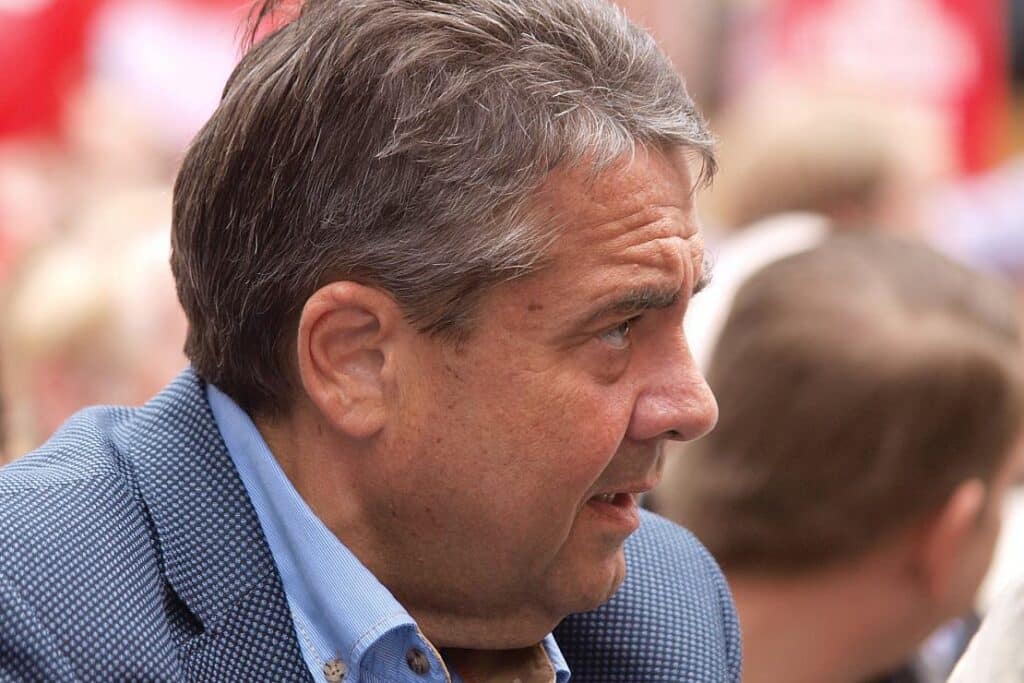 Gabriel warnt vor Ausweitung des Gaza-Krieges