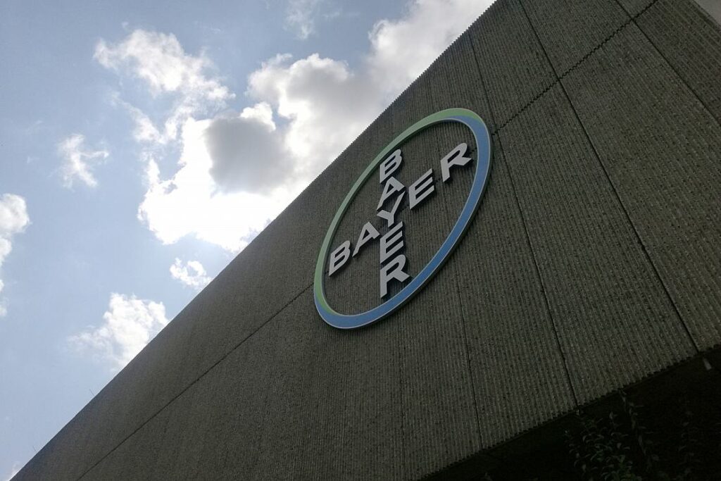 Gen-Soja und Pestizide: NGOs reichen OECD-Beschwerde gegen Bayer ein