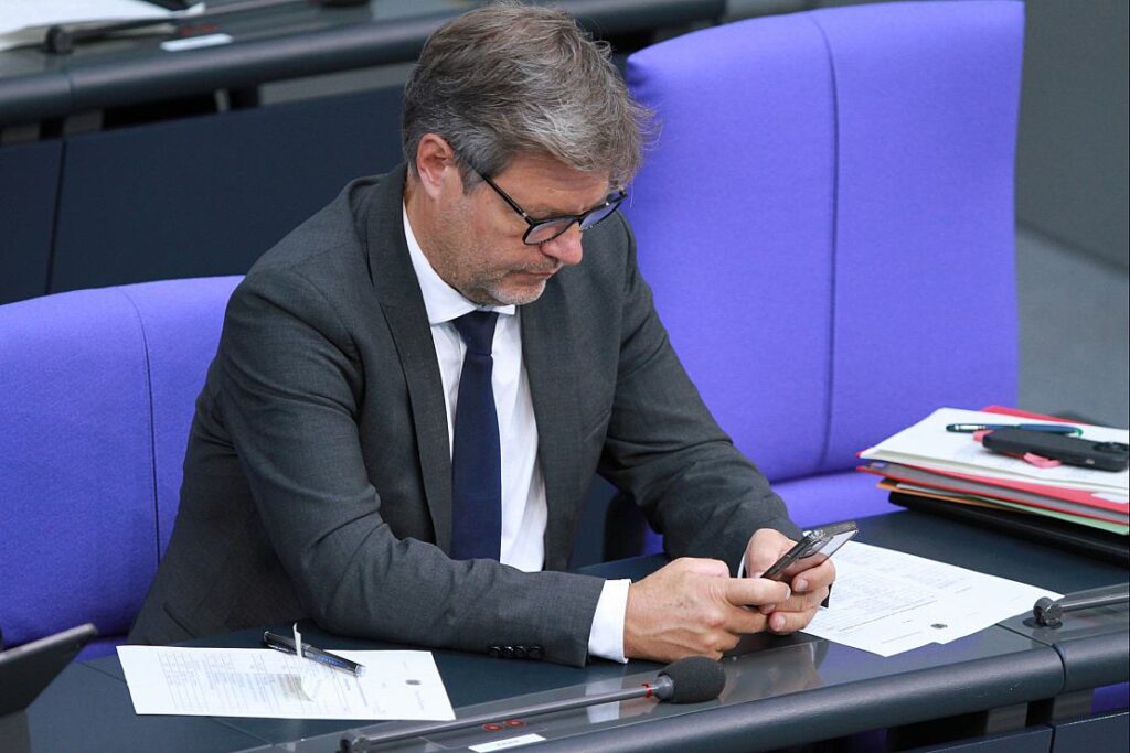 Habeck startet Tiktok-Kanal