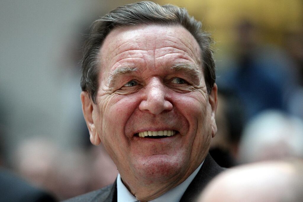 Kubicki verteidigt Erscheinen auf Schröders Geburtstagsfeier