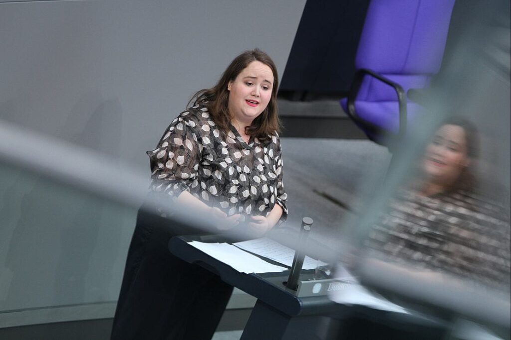 Lang: Bürokratieabbau und genaue Einzelfallprüfung kaum vereinbar
