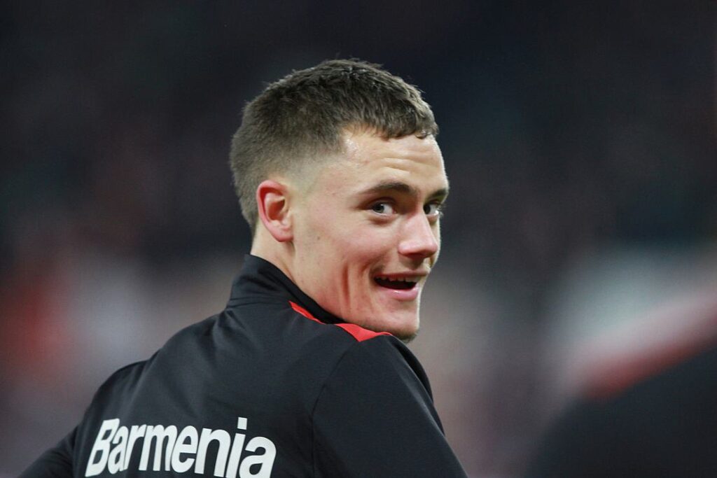 Leverkusen-Sportchef rechnet mit Verbleib von Wirtz und Xhaka
