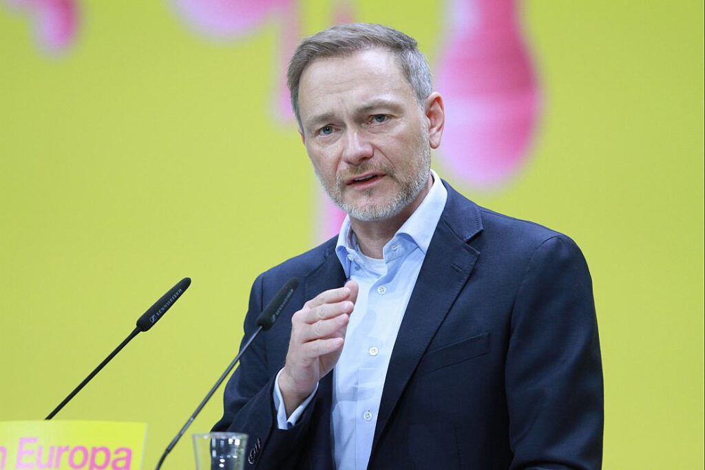 Lindner nennt Freigabe der US-Hilfen für Ukraine "enorm wichtig"