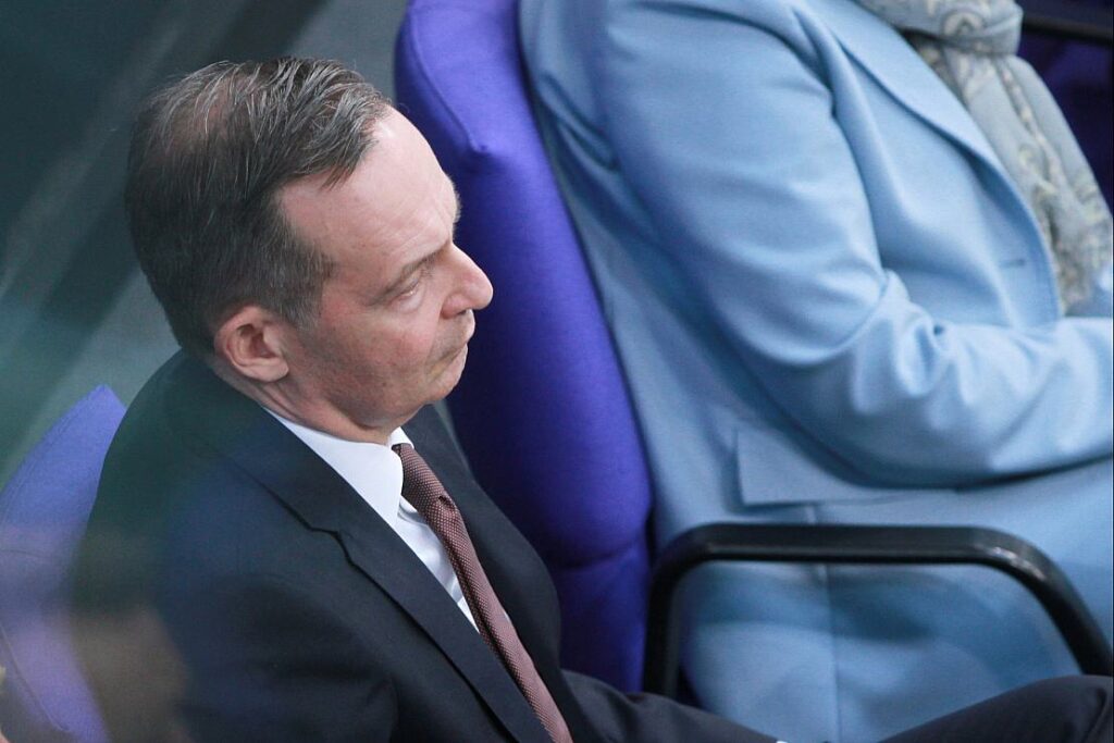 Linke fordert Entlassung von Wissing