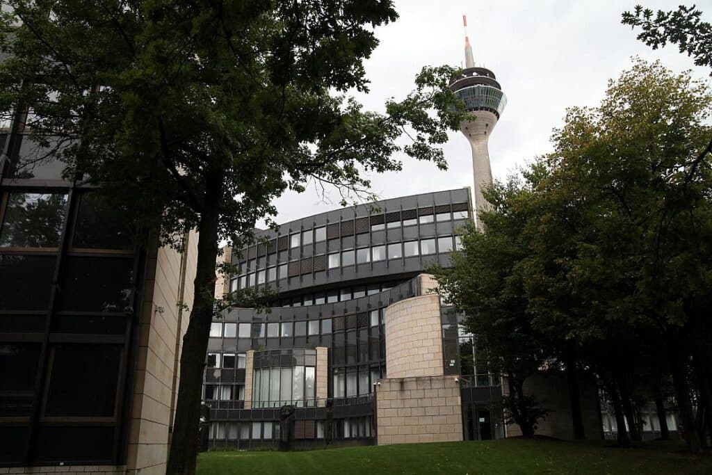 NRW-Finanzminister will Schuldenbremse einhalten