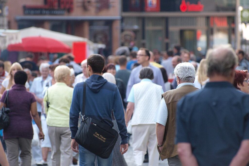 Studie: Menschen in Mitte der Gesellschaft verlieren an Zuversicht