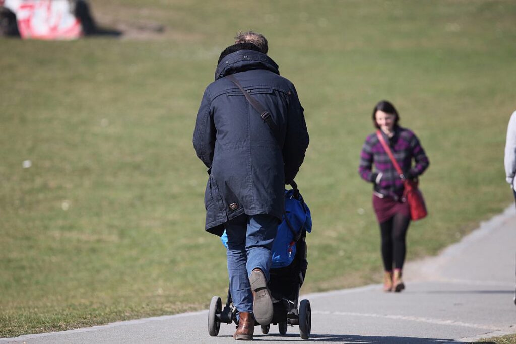 Väter bei Geburt von Kindern immer älter