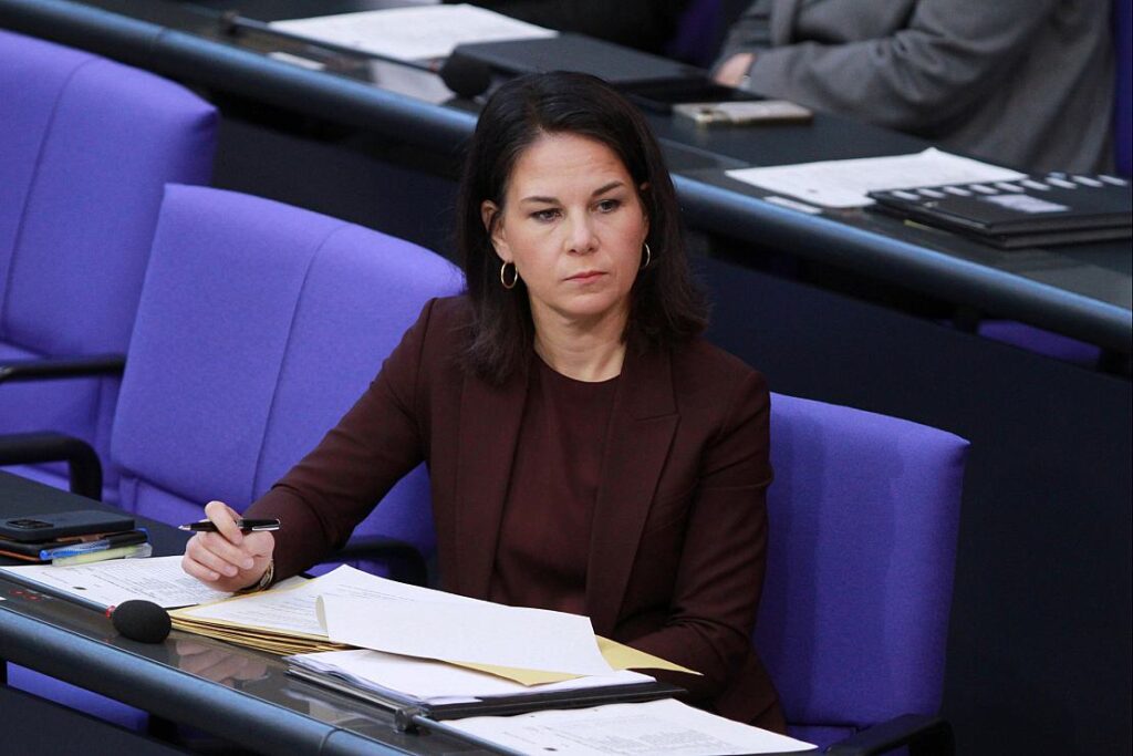 Baerbock mahnt Georgiens Regierung zu Rücknahme von "Agentengesetz"