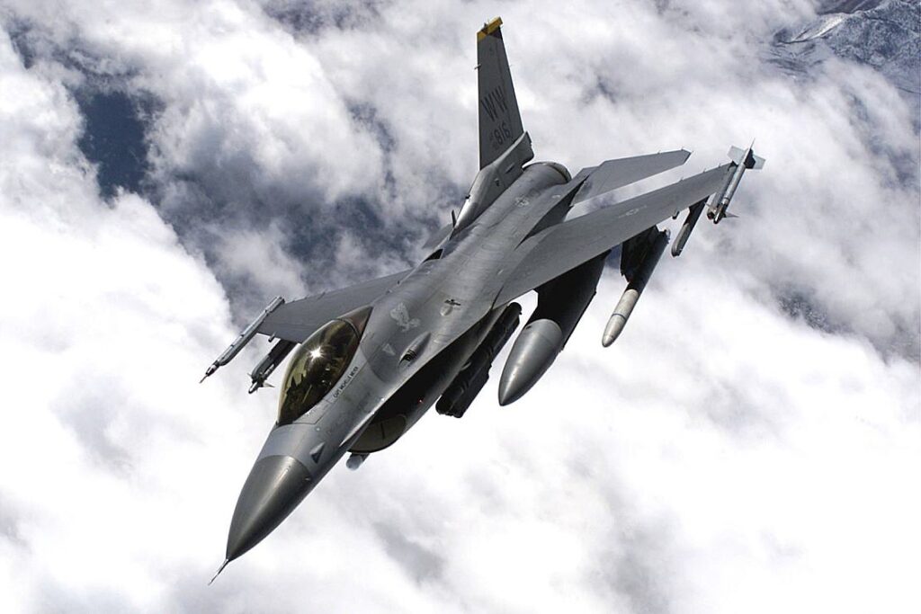 Belgien schließt Sicherheitsabkommen mit Ukraine – 30 F-16 für Kiew