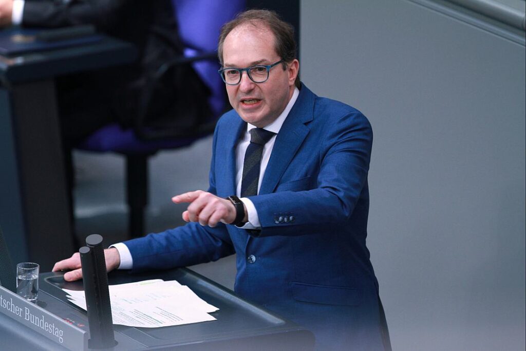 CSU plädiert für Gefängnisstrafen und Pass-Entzug für Islamisten