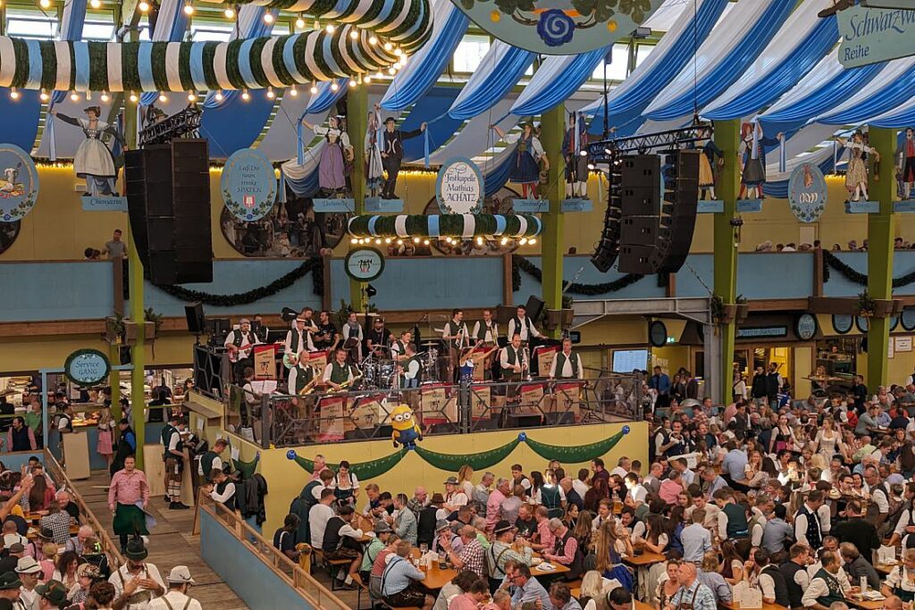 DJ-Verband kritisiert "L`amour toujours"-Verbote auf Volksfesten