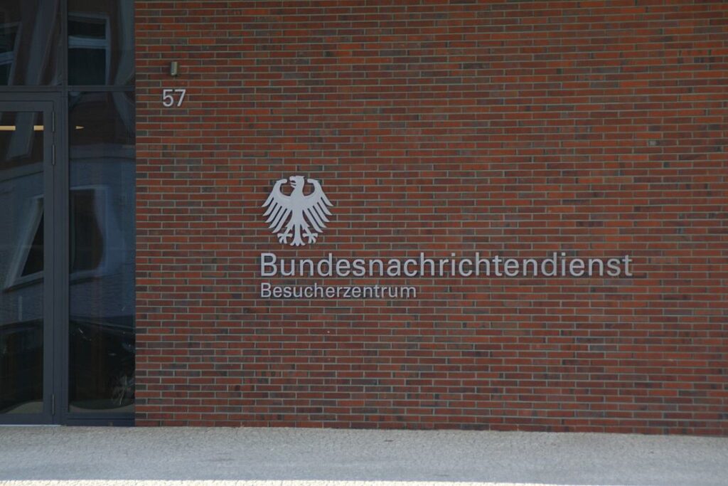 Ex-BND-Chef fordert Kompetenzerweiterung für Nachrichtendienste