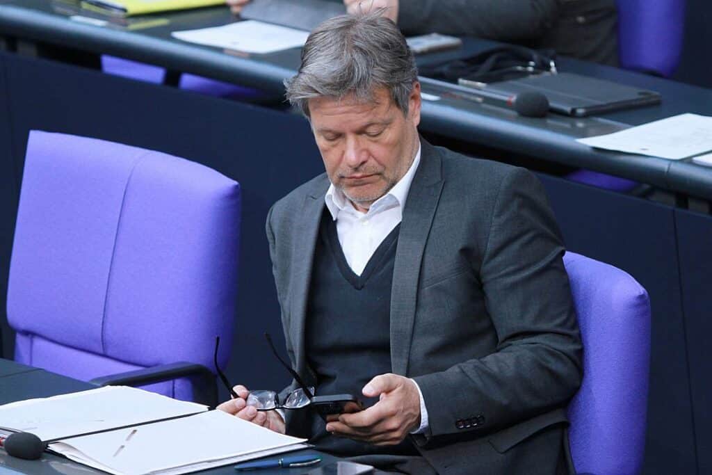 Habeck-Ministerium macht Druck auf Tiktok