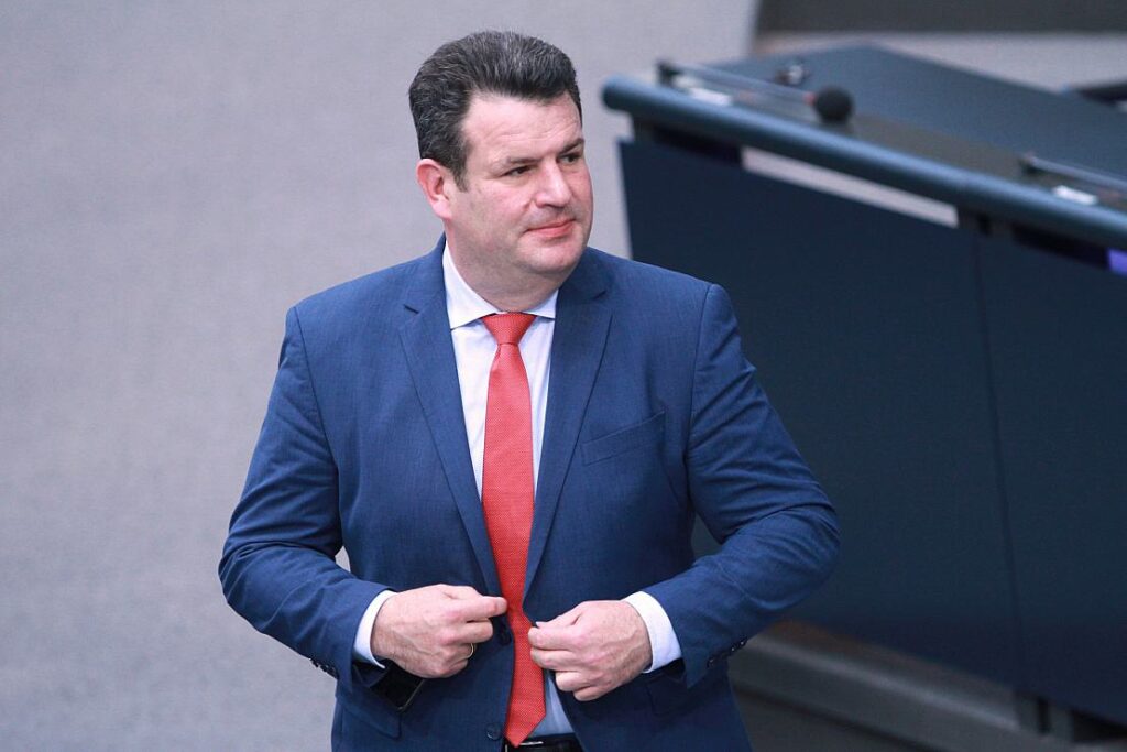 Haushaltsstreit: Heil fordert 7,6 Milliarden Euro mehr