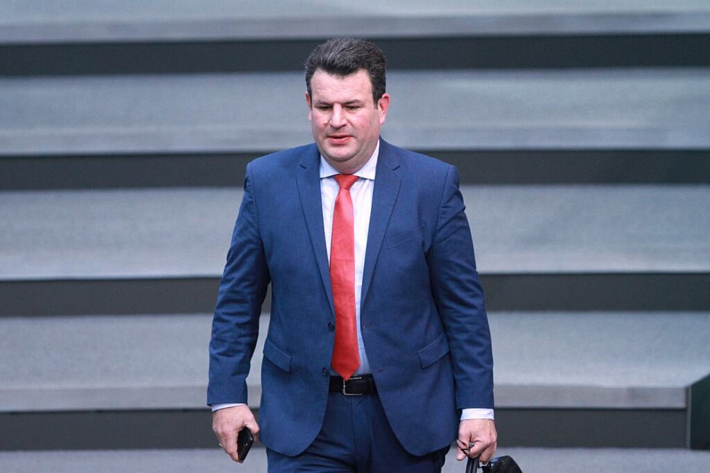 Heil stellt sich gegen Sozialkürzungen