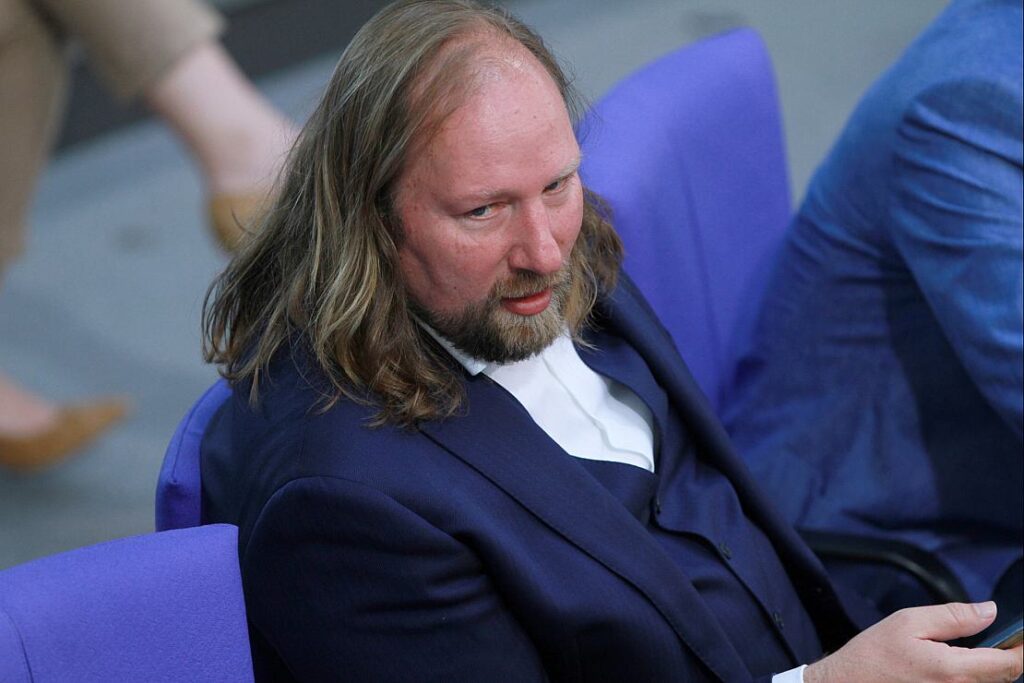 Hofreiter will Einsatz westlicher Waffen in Russland erlauben