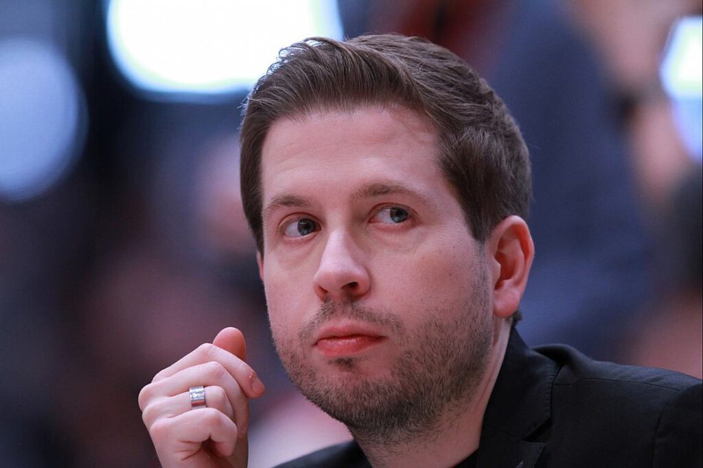 Kühnert gegen politische Festsetzung des Mindestlohns