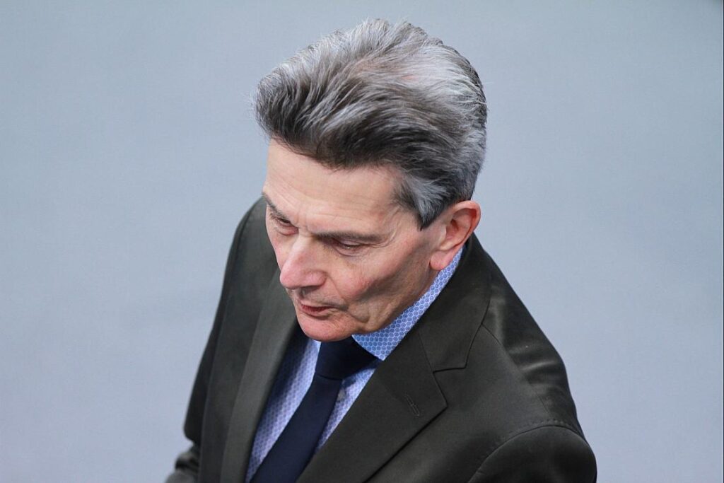 Mützenich für vorurteilsfreie Prüfung der Vorwürfe gegen Netanjahu