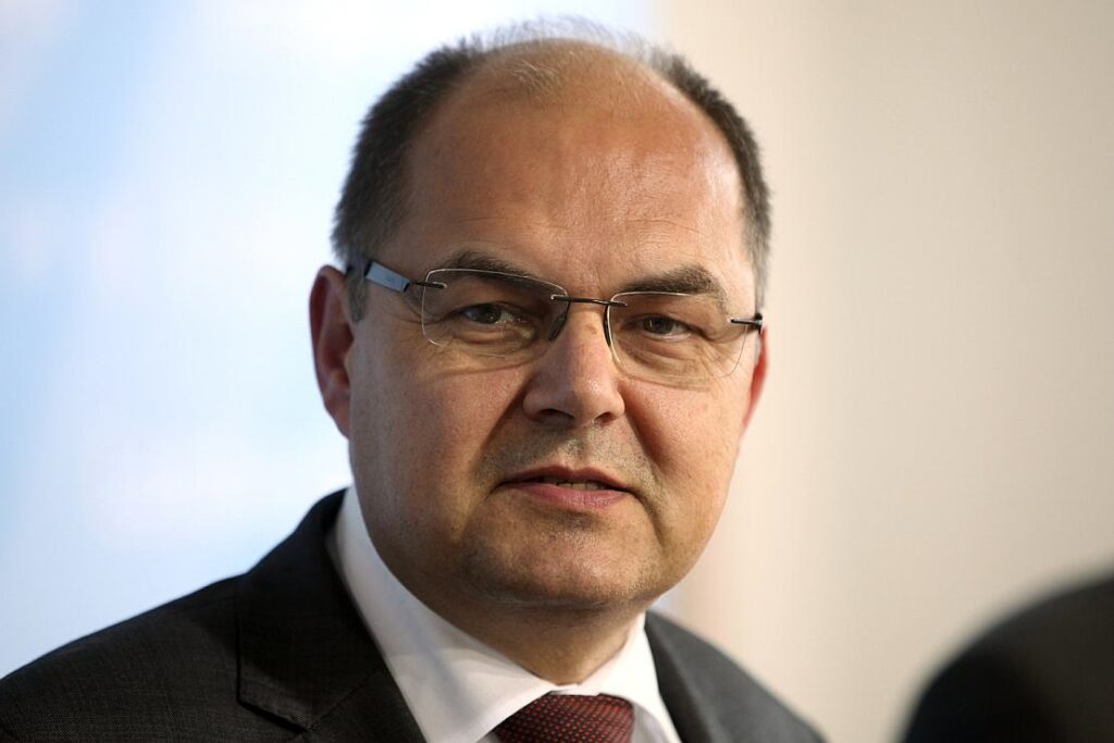Schmidt sieht noch keine Versöhnung zwischen Bosniaken und Serben