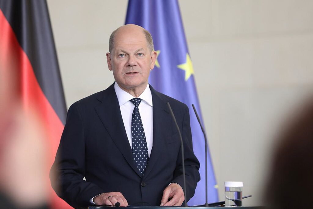 Scholz greift AfD an: "Selbstzerstörerischer Wahnsinn"