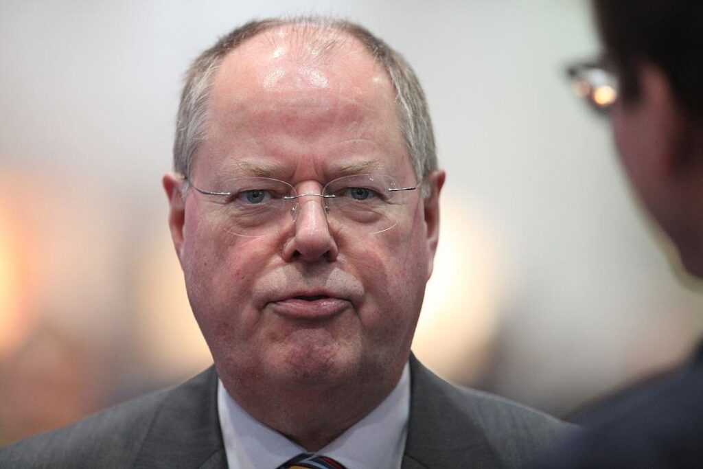 Steinbrück fordert Reform der Schuldenbremse