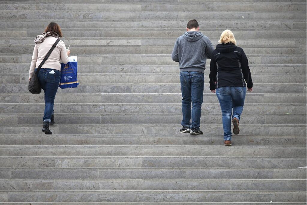 Studie: Einsamkeit unter jungen Menschen nimmt zu