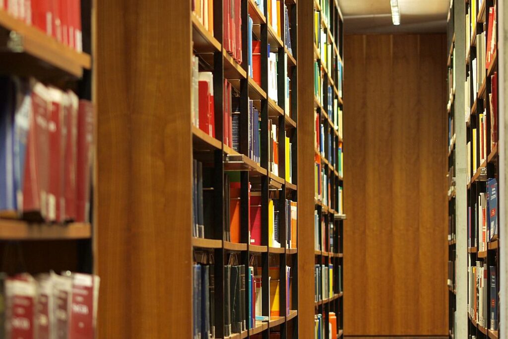 Studie: Fast jeder zweite Wissenschaftler erlebt Angriffe