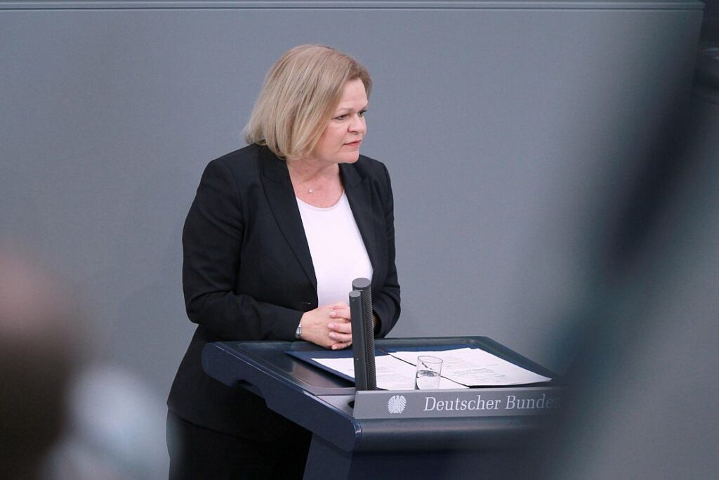 Union wirft Faeser mangelnde Durchsetzungskraft in Koalition vor
