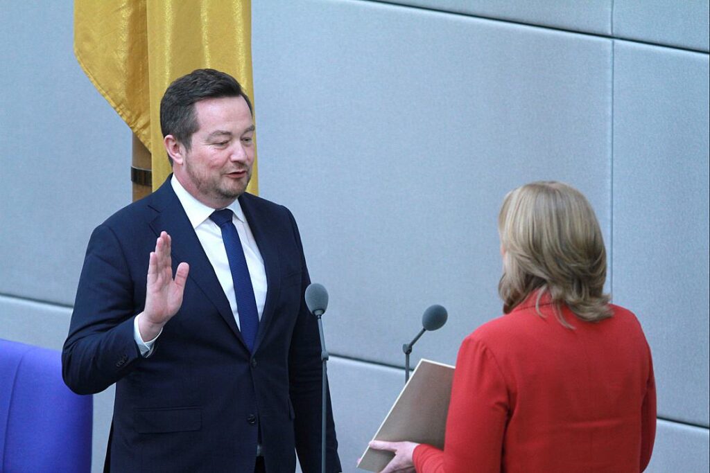 Verfassungsbeschwerde gegen Polizeibeauftragten angekündigt
