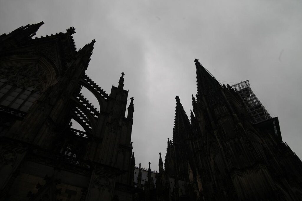 Wetterdienst warnt vor Starkregen und schwerem Gewitter in Köln