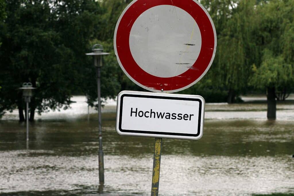 Unwetterlage bleibt über Wochenende hinaus angespannt