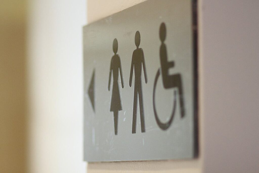 Umfrage: Viele Kinder mit Zustand von Schultoiletten unzufrieden