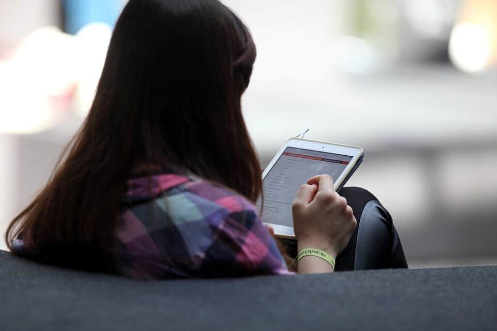 Internet bleibt liebste Freizeitbeschäftigung der Deutschen
