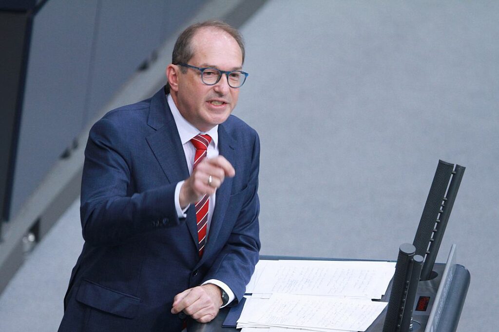 Dobrindt kritisiert CDU-Länderchefs für Haltung zu Grünen