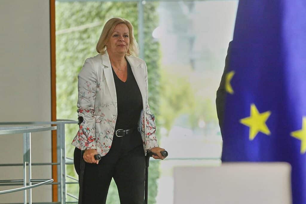Faeser verteidigt Grenzkontrollen gegen EU-Kritik