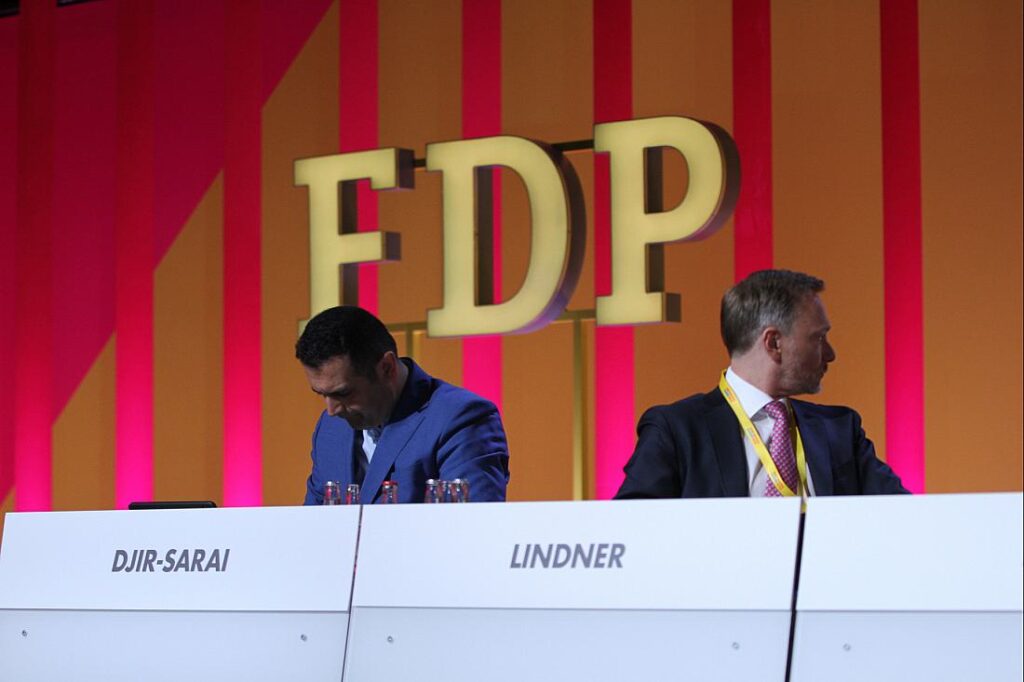 Forsa: FDP fällt auf drei Prozent