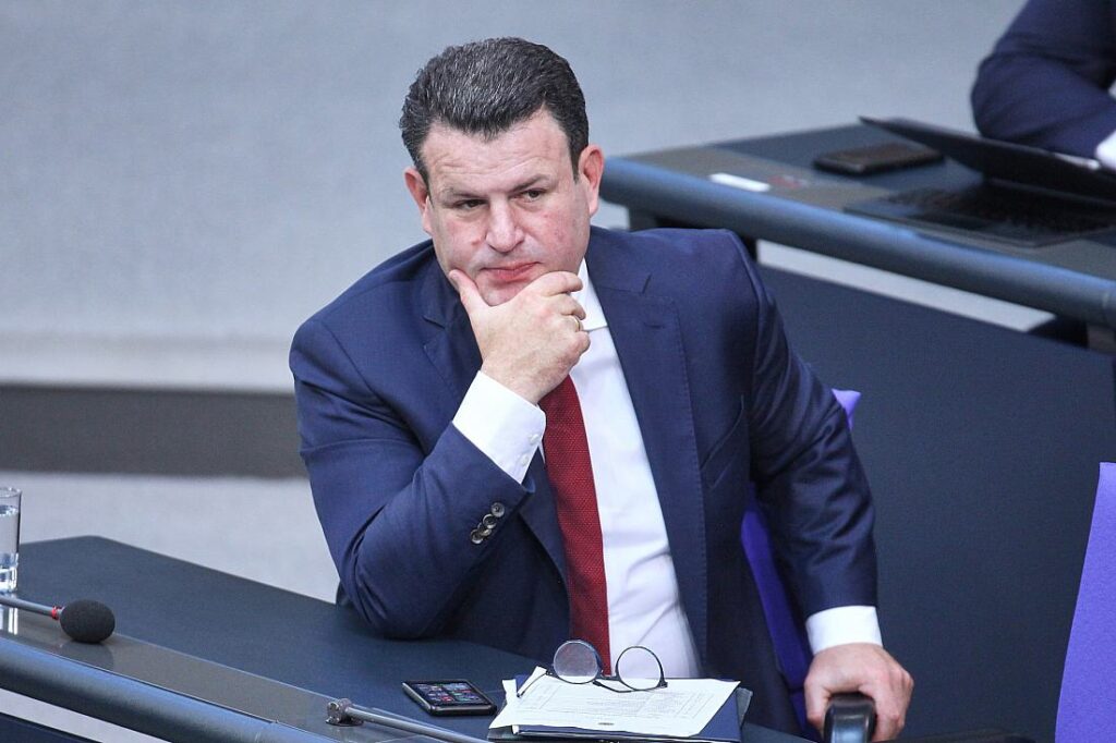Heil pocht auf deutliche Erhöhung des Mindestlohns