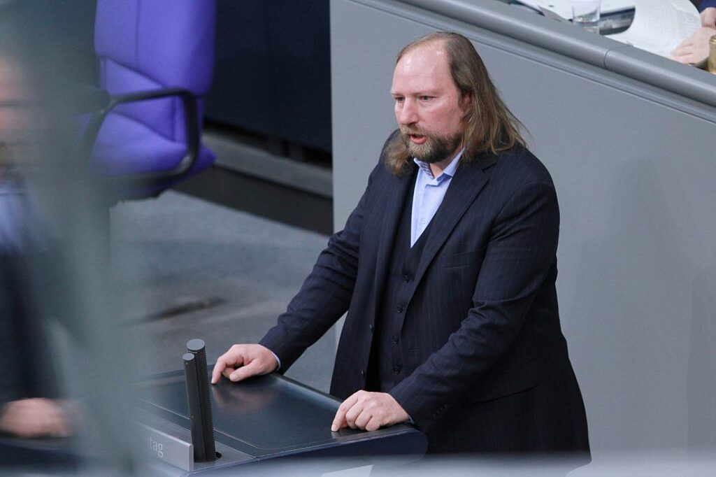 Hofreiter nennt AfD und BSW die "wahren Kriegstreiber"