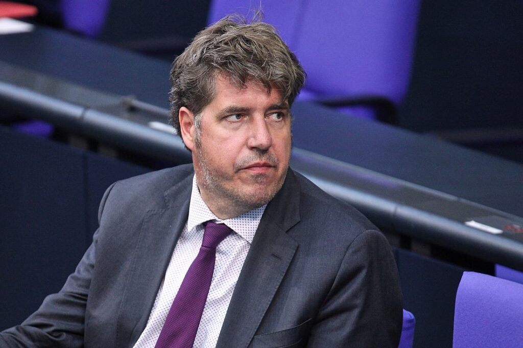Kellner bedauert Austritt von Vorstand der Grünen Jugend