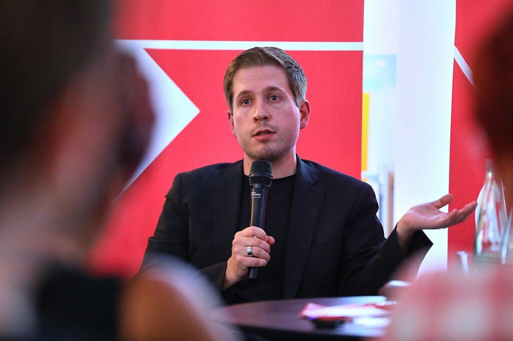 Kühnert zeigt Verständnis für Woidkes Wahlkampfstrategie