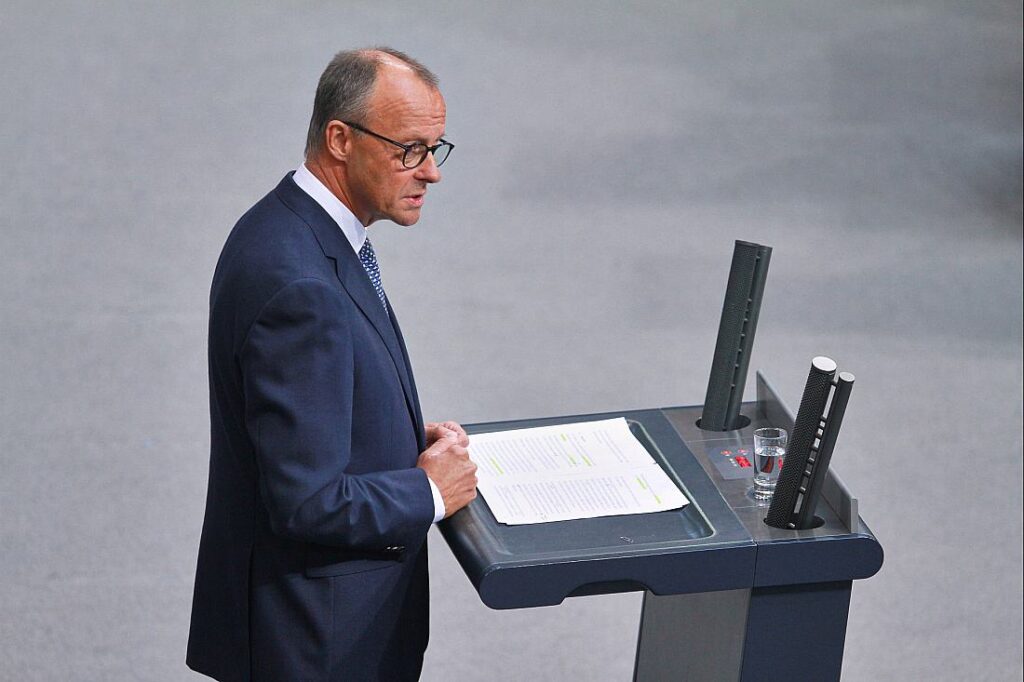 Merz macht neues Asyl-Angebot
