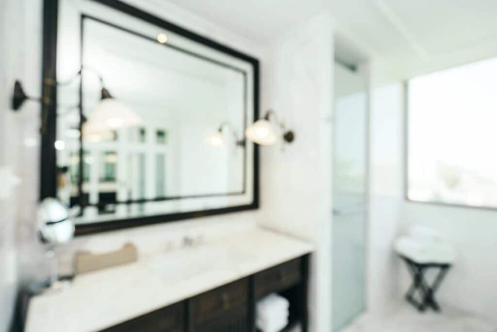 Mit dem richtigen Licht das Bad in Szene setzen