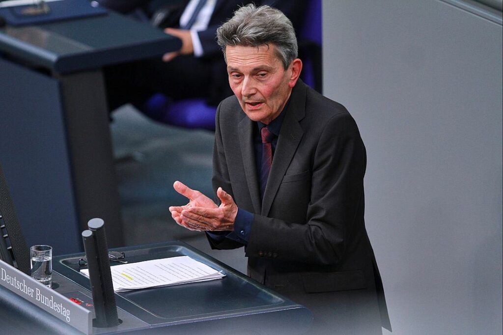 Mützenich: Kontaktgruppe soll im Ukraine-Krieg vermitteln