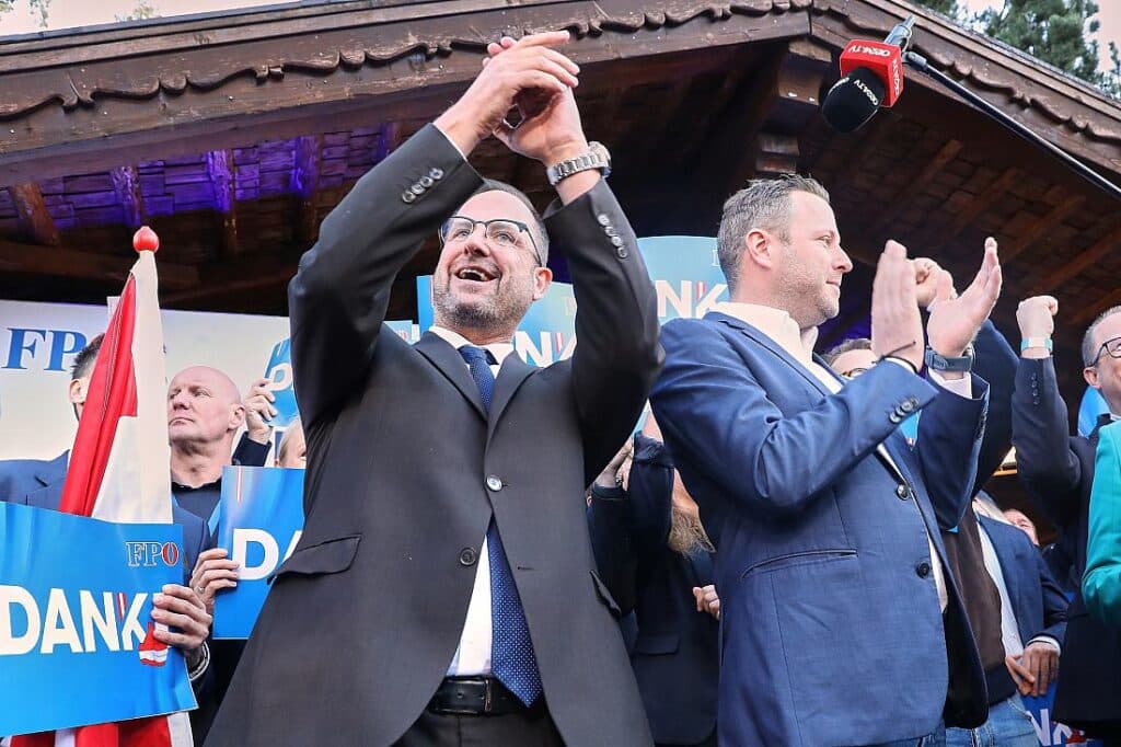 ORF-Hochrechnung: FPÖ bei Österreich-Wahl vorn