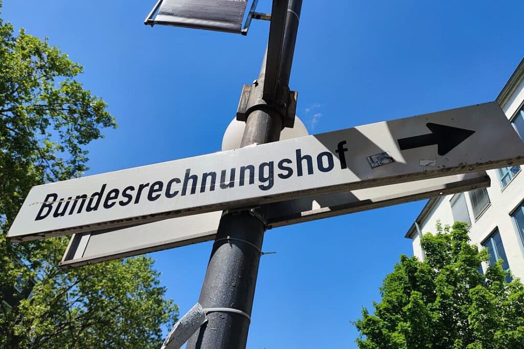 Rechnungshof kritisiert Rückflüsse aus Notlagenkrediten im Haushalt