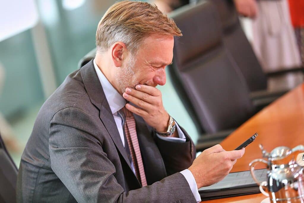 SPD attackiert Lindner: "Wir lassen uns nicht in Geiselhaft nehmen"